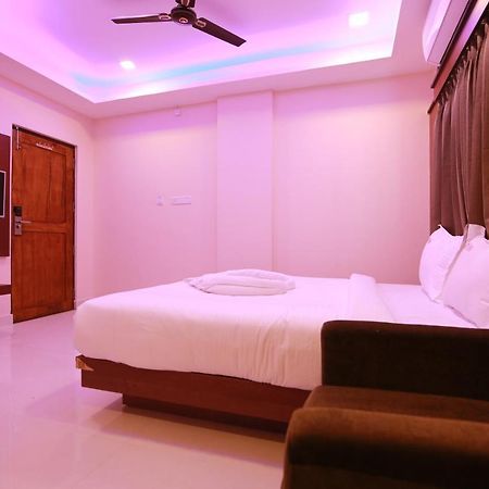 Hotel Apple Suites Bangalore Exterior foto